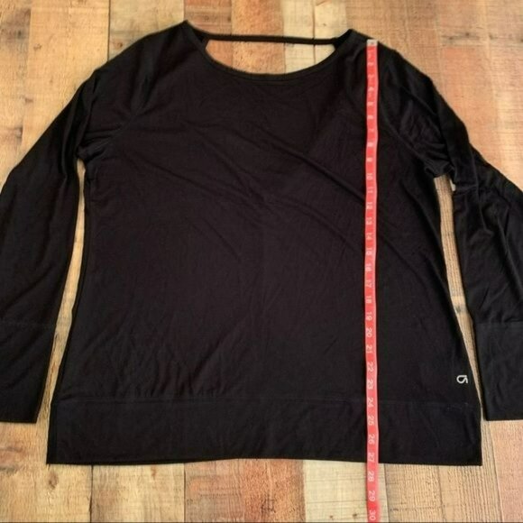 Gap fit black long sleeve workout top dry wicking breathable thumb holes - XXL - Picture 3 of 9